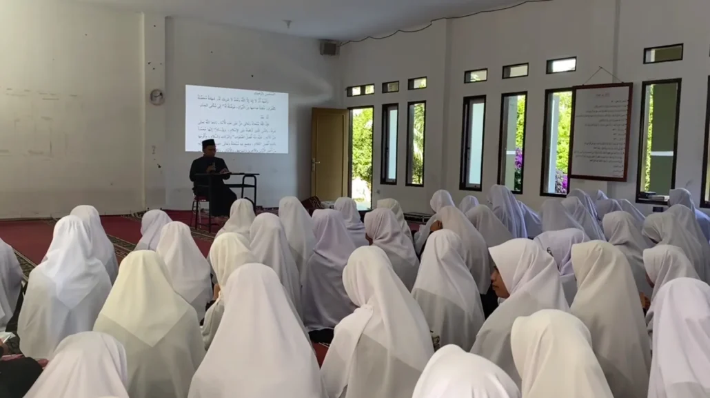 Kajian Kitab At-Tibyan Rutin Setiap Minggu di LTIQ As-Syifa 1 Screenshot 2026 09 21 215752